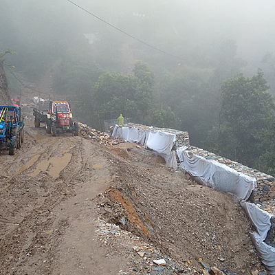 Toinen retkipäivä Aatighar-Thak, Hotel Sacred Hill. Nepal 2023