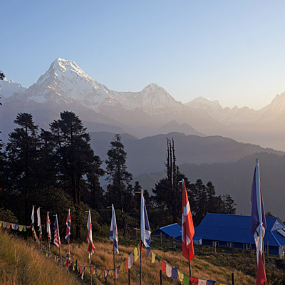 Retkipäivä Kokhe Dada-Poon hill-Ghorepani-Deurali. Nepal 2023